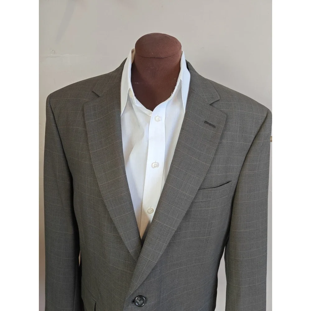 Jos A Bank Mens Sports Coat 43R Gray Multicolor Plaid Wool 2 Button Blazer